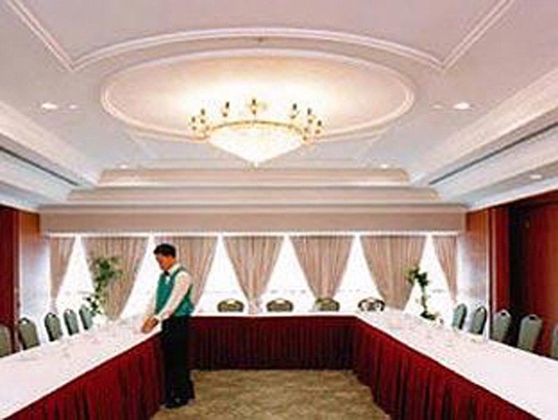 Mulia Hotel Bandar Seri Begawan Exterior foto